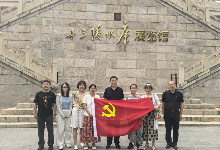 图片1 图片1
